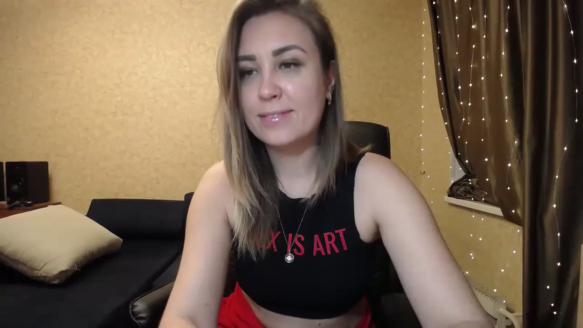 Gallery image thumbnail from Tarot__Reader's myfreecams stream on, 01/22/2023, 23:51 image 2 of 20
