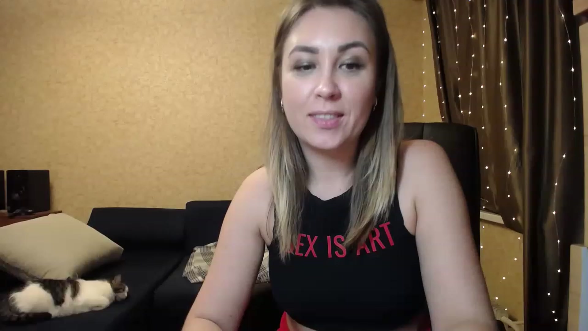 Gallery image thumbnail from Tarot__Reader's myfreecams stream on, 01/23/2023, 01:34 image 11 of 20