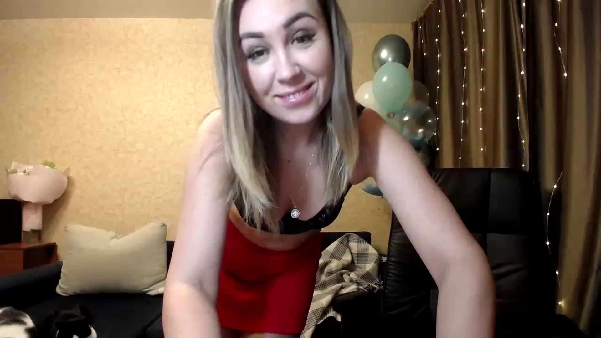 Gallery image thumbnail from Tarot__Reader's myfreecams stream on, 01/28/2023, 24:58 image 3 of 20