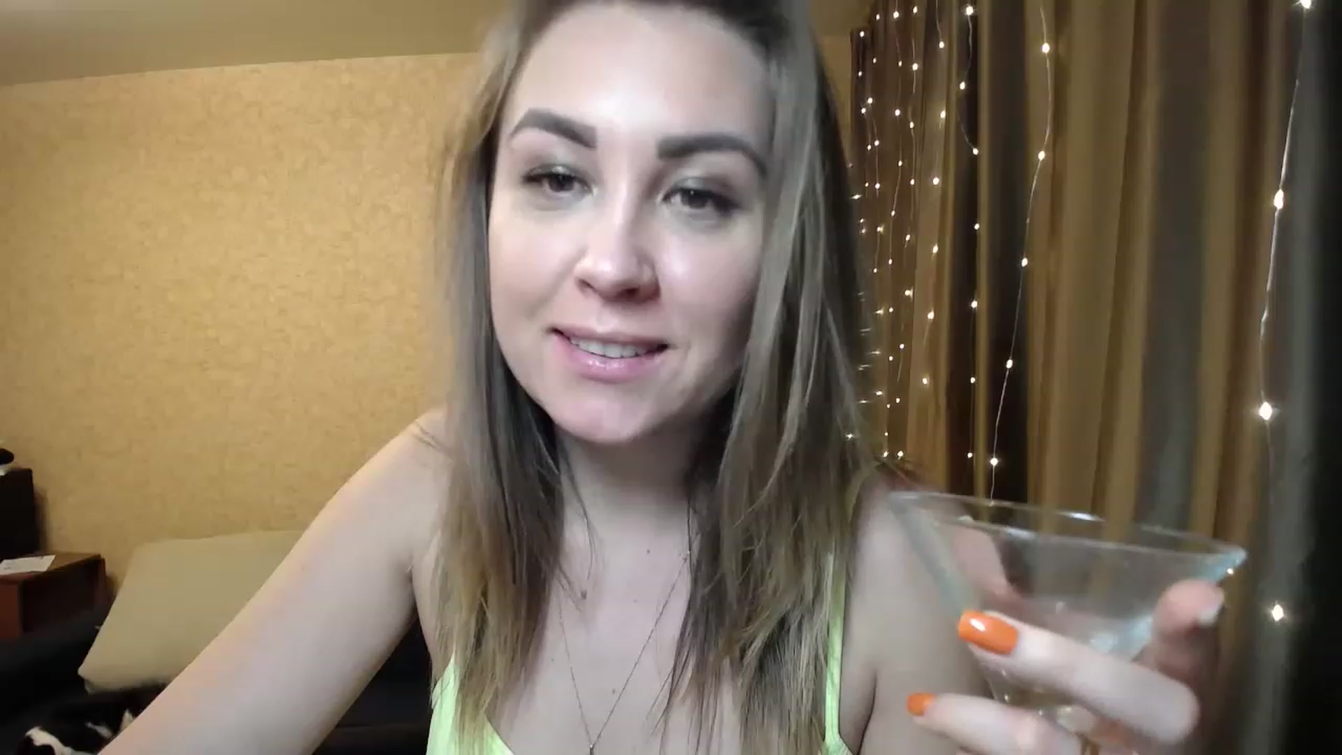 Gallery image thumbnail from Tarot__Reader's myfreecams stream on, 02/17/2023, 02:15 image 7 of 20