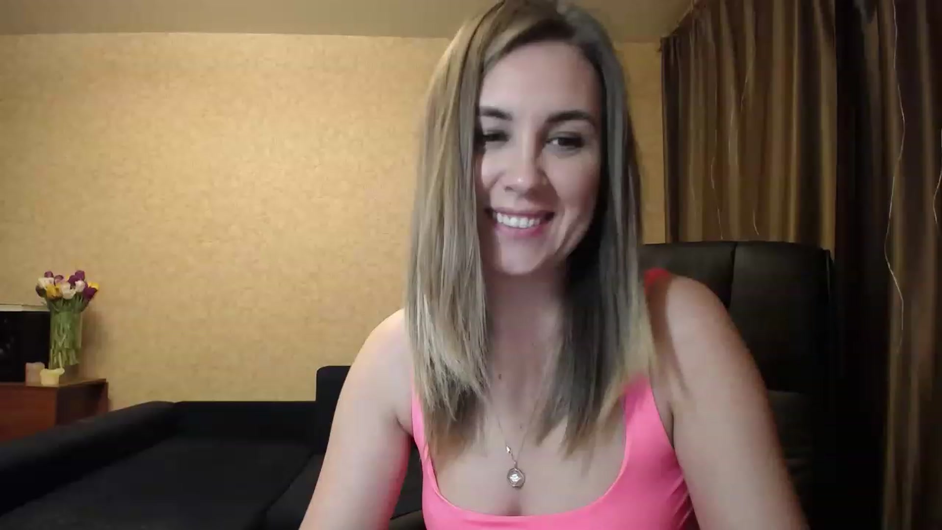 Gallery image thumbnail from Tarot__Reader's myfreecams stream on, 03/11/2023, 03:38 image 17 of 20