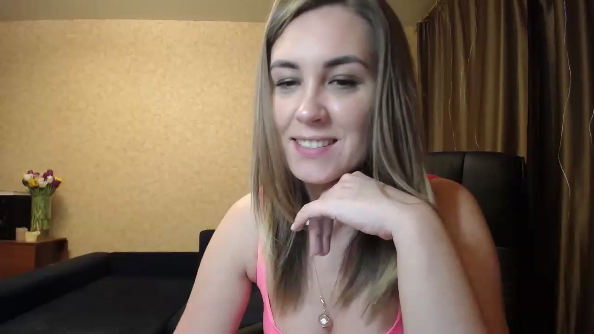 Gallery image thumbnail from Tarot__Reader's myfreecams stream on, 03/11/2023, 03:38 image 16 of 20