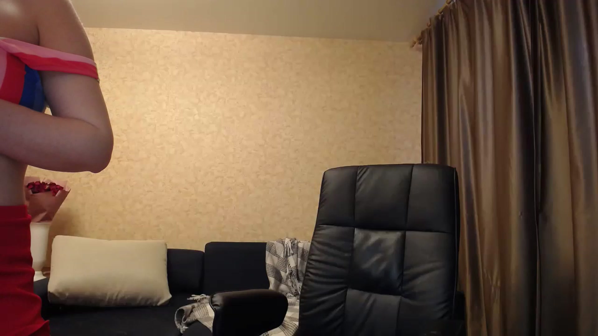 Gallery image thumbnail from Tarot__Reader's myfreecams stream on, 05/13/2023, 02:28 image 20 of 20