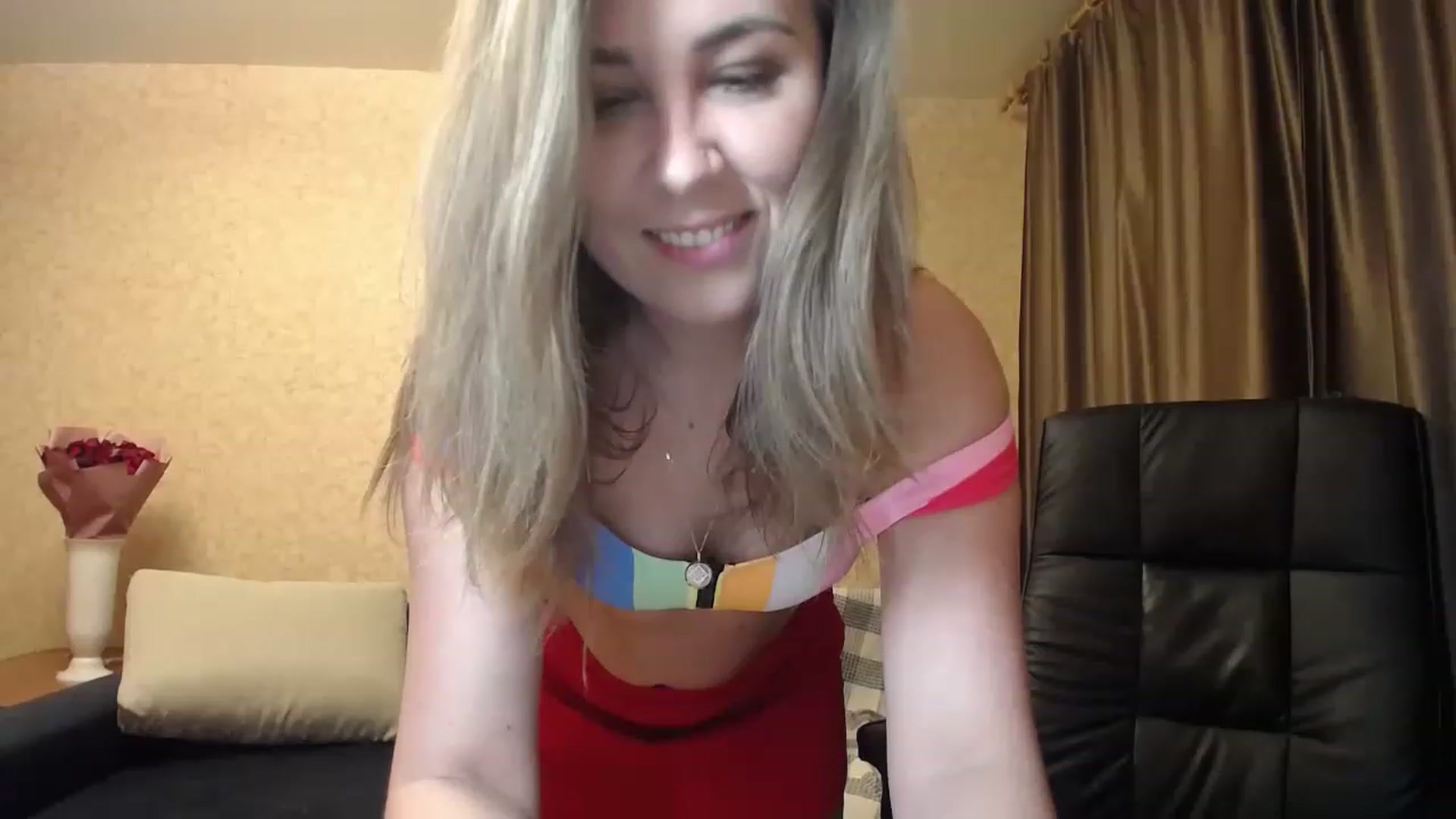 Gallery image thumbnail from Tarot__Reader's myfreecams stream on, 05/13/2023, 02:28 image 11 of 20