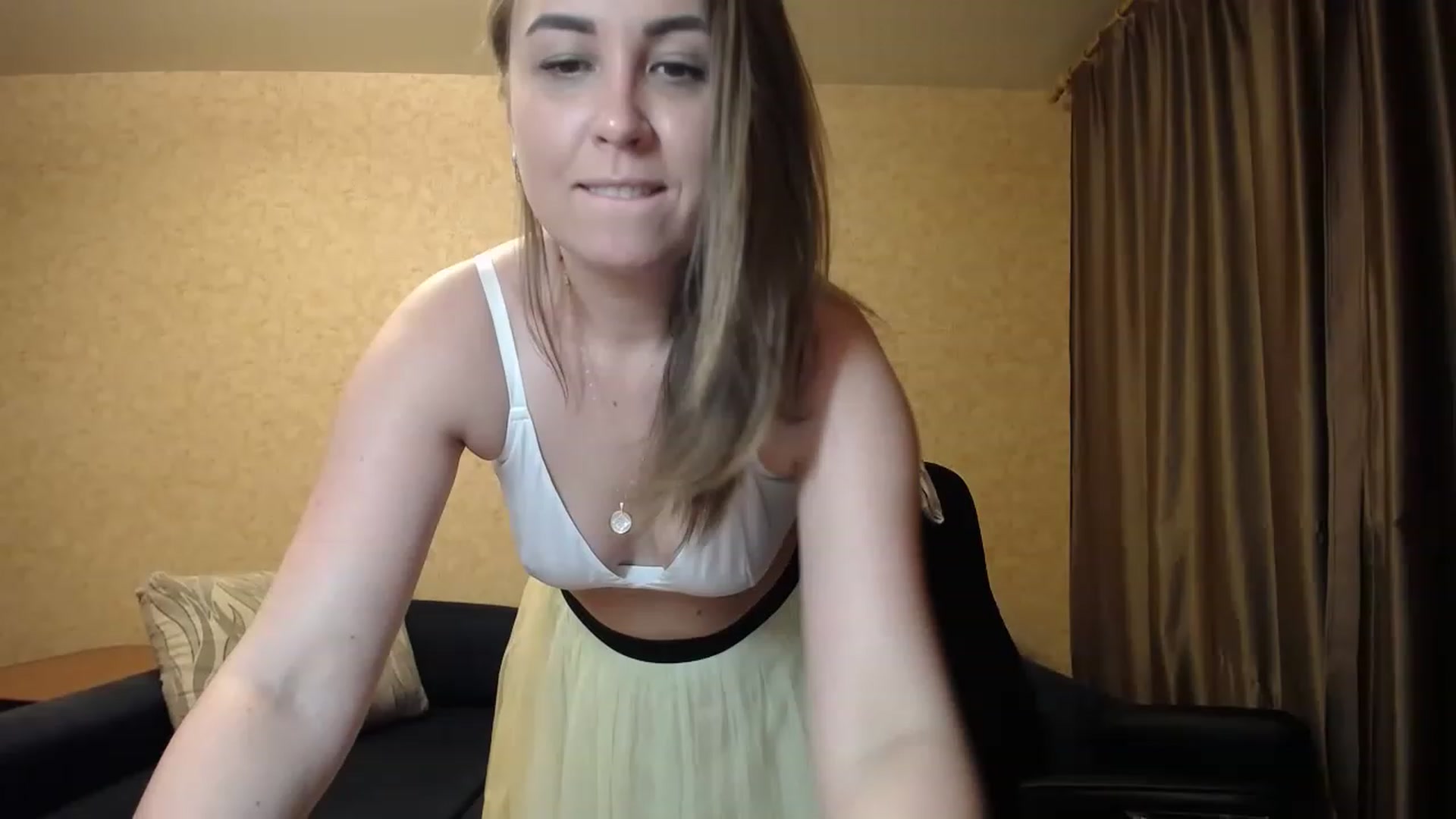 Gallery image thumbnail from Tarot__Reader's myfreecams stream on, 06/03/2023, 23:52 image 1 of 20