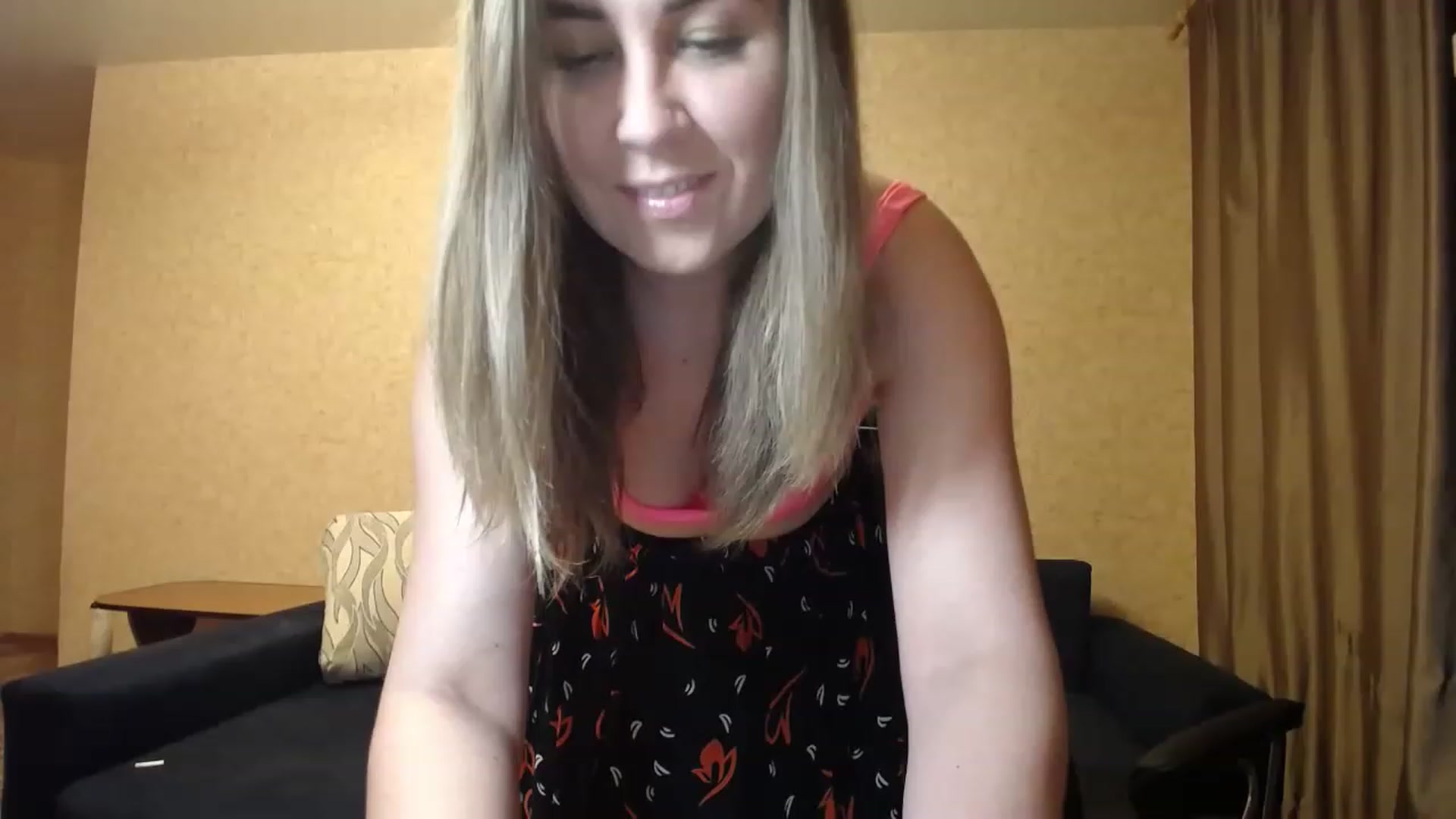 Gallery image thumbnail from Tarot__Reader's myfreecams stream on, 06/18/2023, 22:11 image 6 of 20