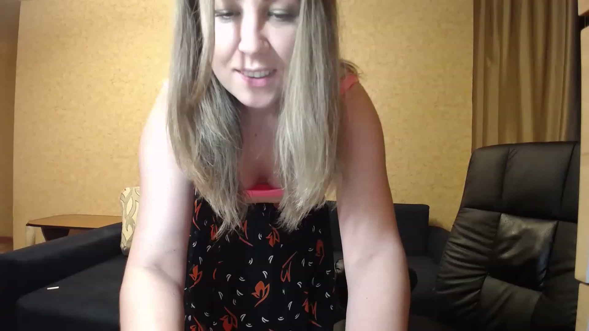 Gallery image thumbnail from Tarot__Reader's myfreecams stream on, 06/18/2023, 23:02 image 8 of 20