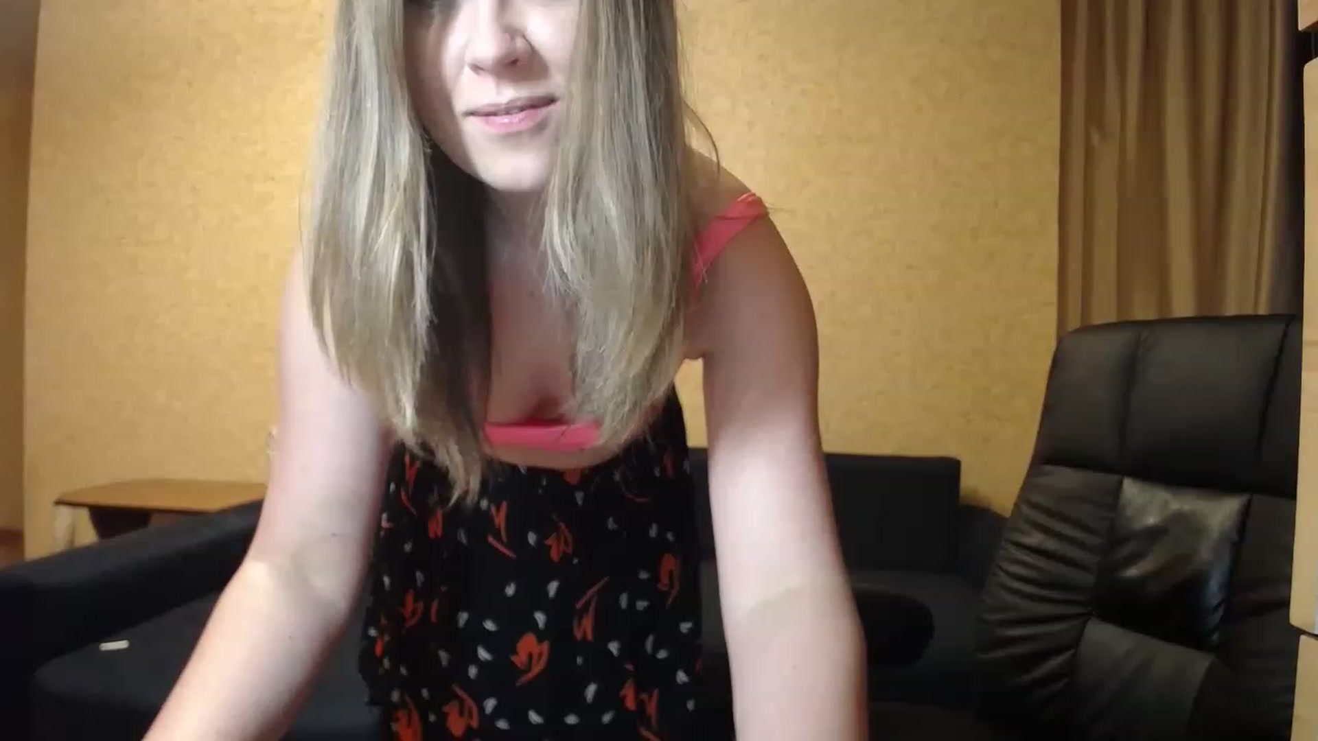 Gallery image thumbnail from Tarot__Reader's myfreecams stream on, 06/18/2023, 23:02 image 5 of 20
