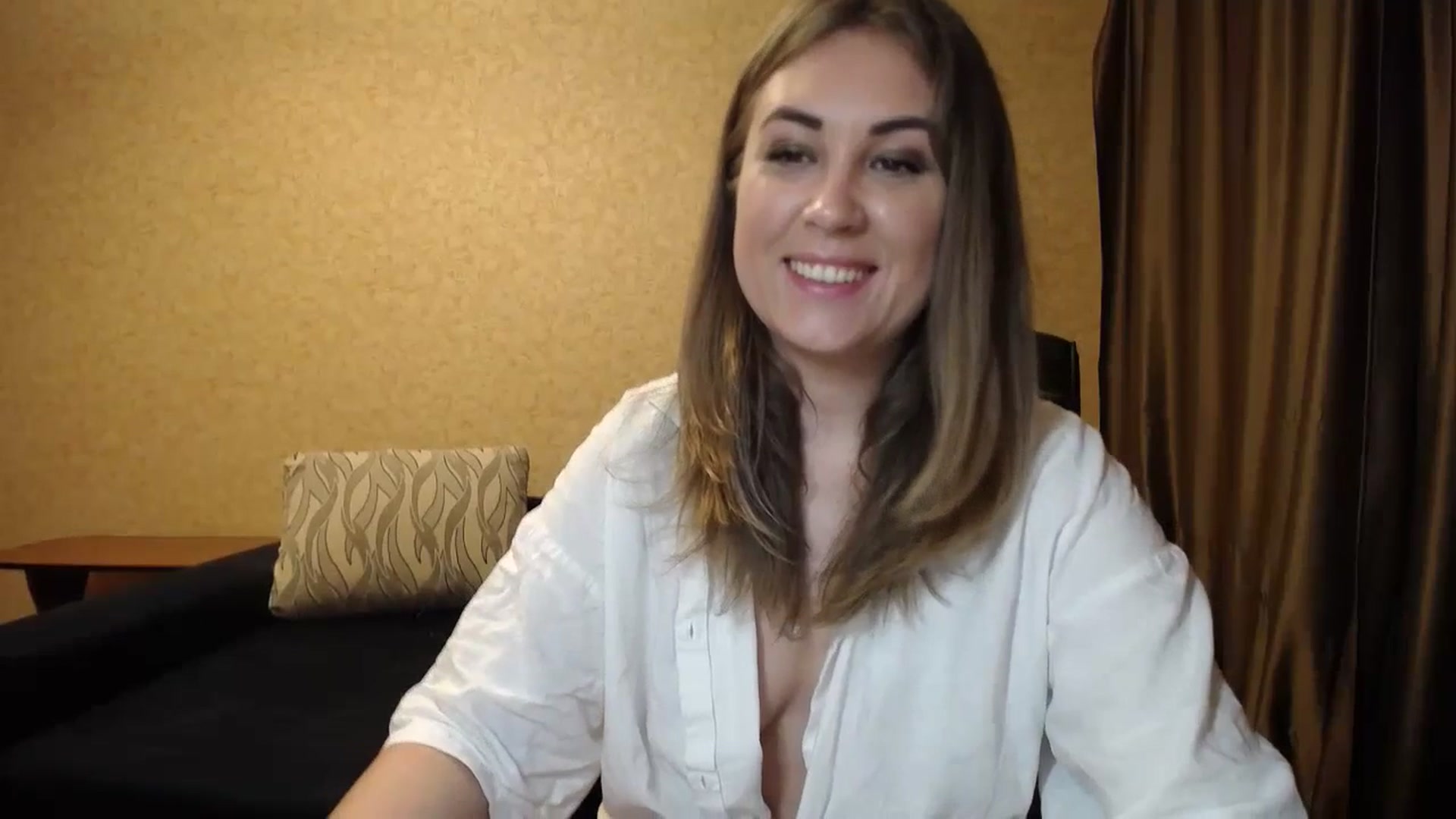 Gallery image thumbnail from Tarot__Reader's myfreecams stream on, 06/29/2023, 23:35 image 13 of 20