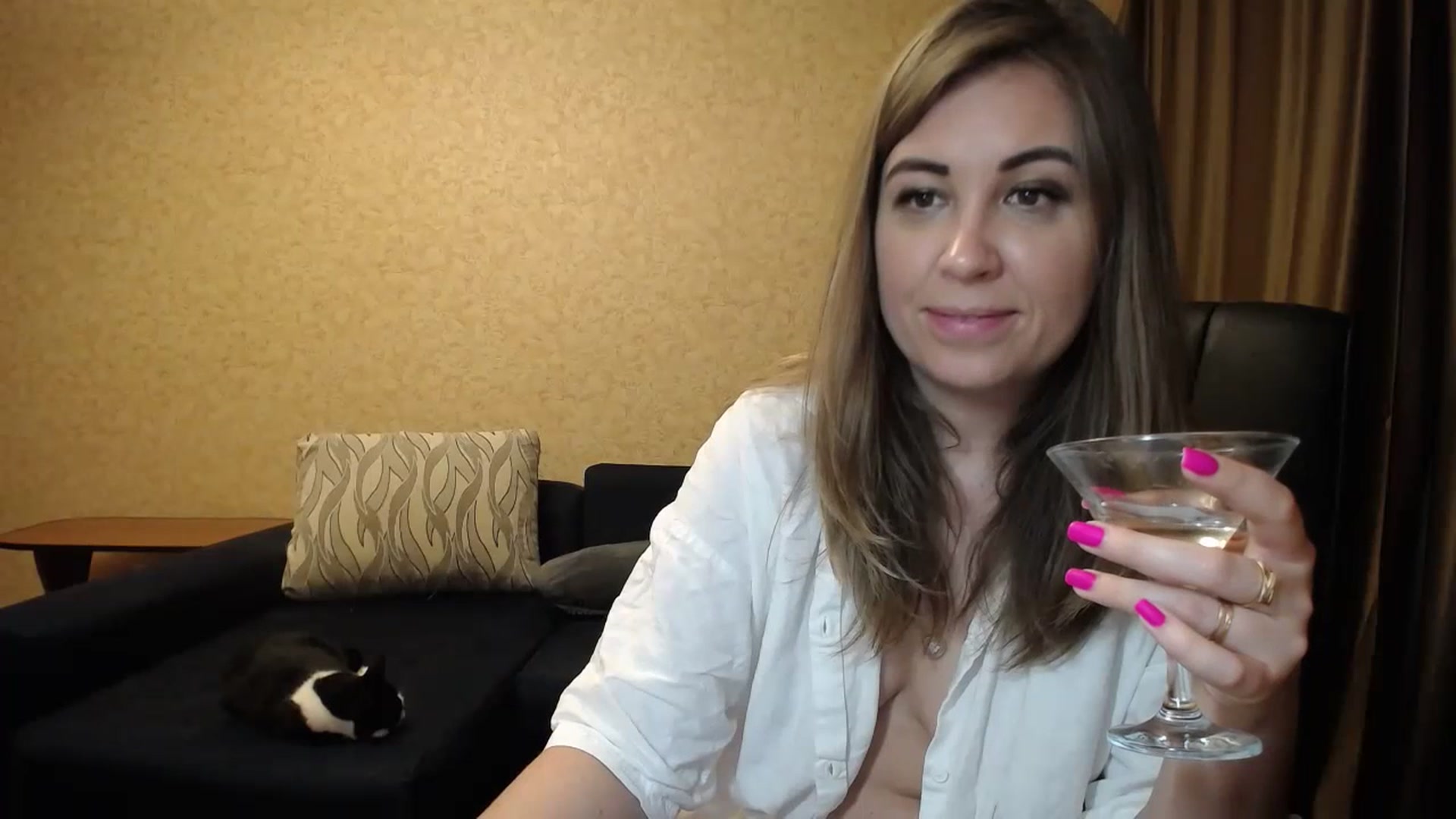 Gallery image thumbnail from Tarot__Reader's myfreecams stream on, 06/30/2023, 24:54 image 15 of 20