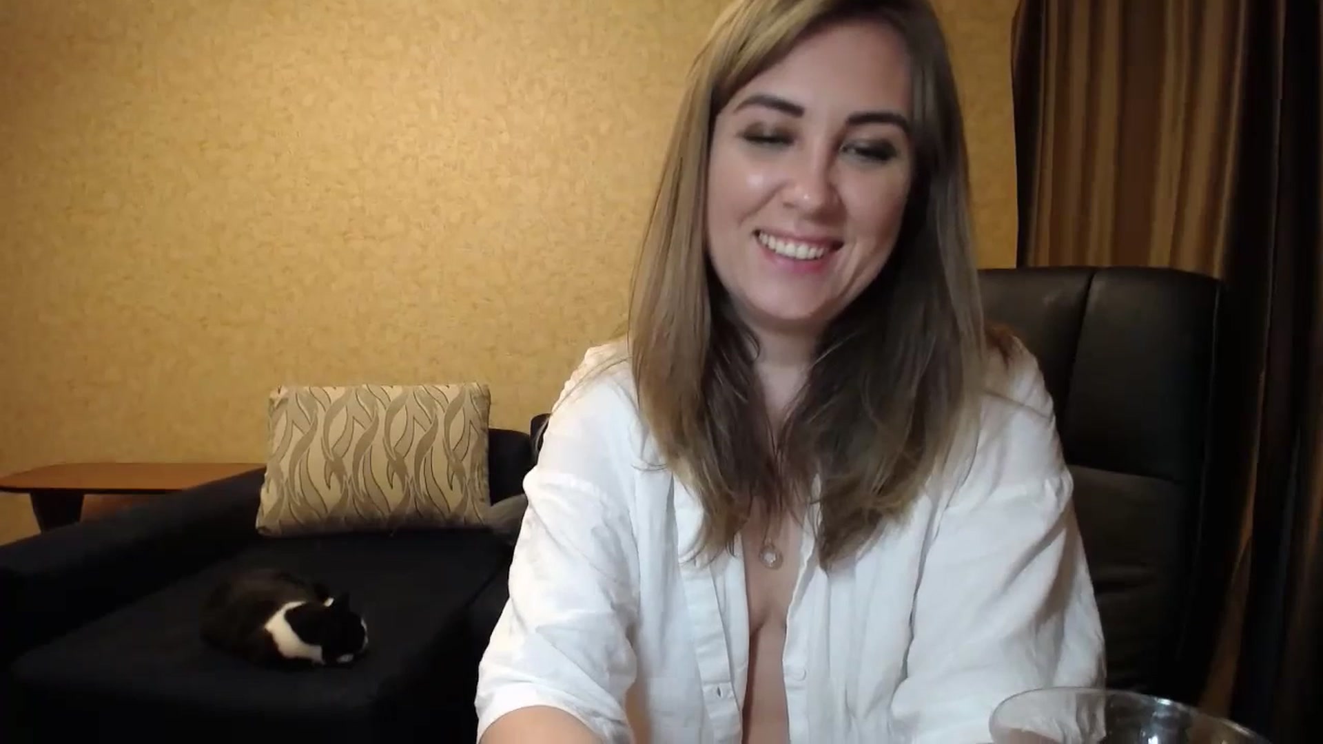 Gallery image thumbnail from Tarot__Reader's myfreecams stream on, 06/30/2023, 24:54 image 8 of 20