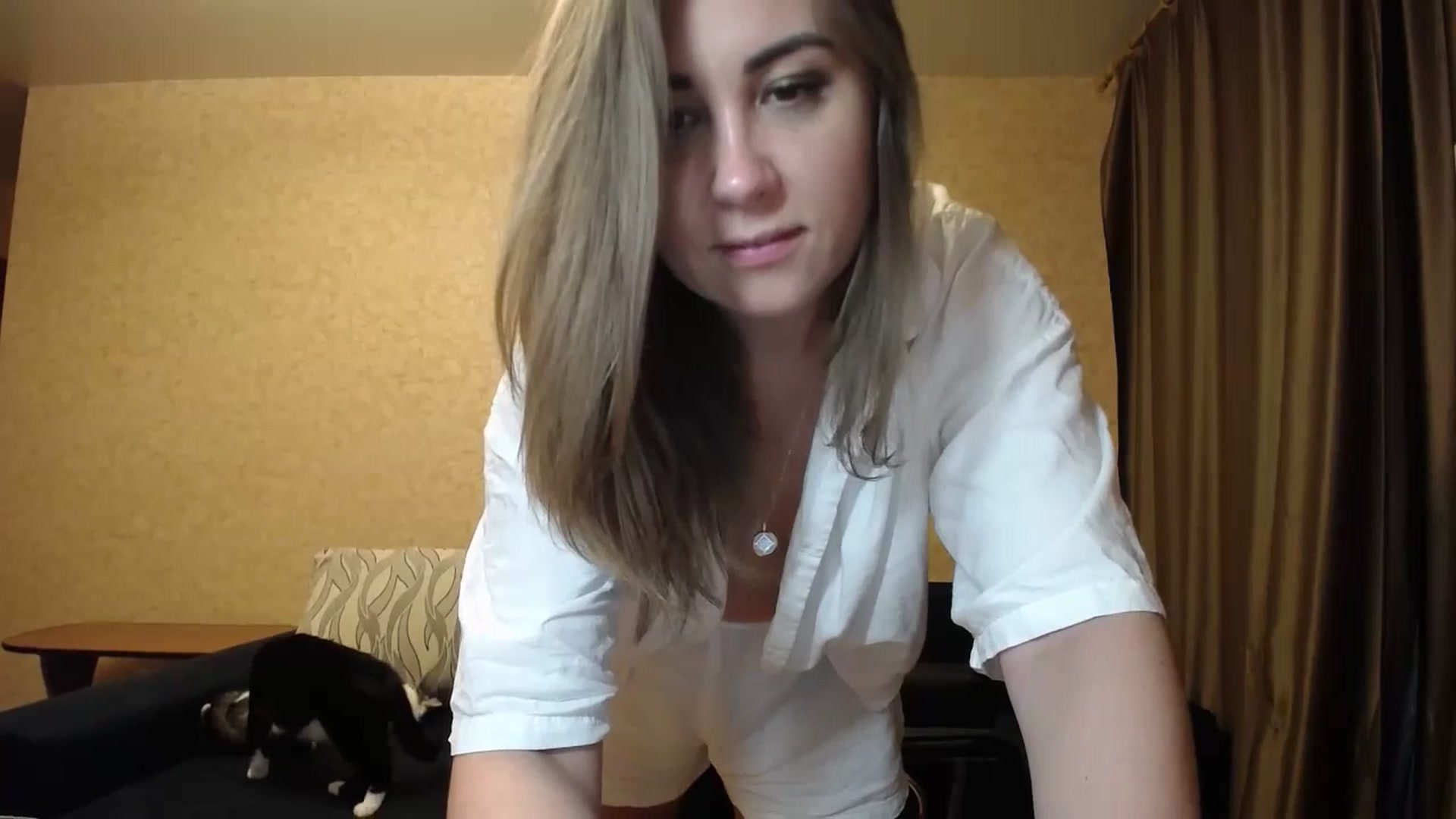 Gallery image thumbnail from Tarot__Reader's myfreecams stream on, 06/30/2023, 02:51 image 7 of 20
