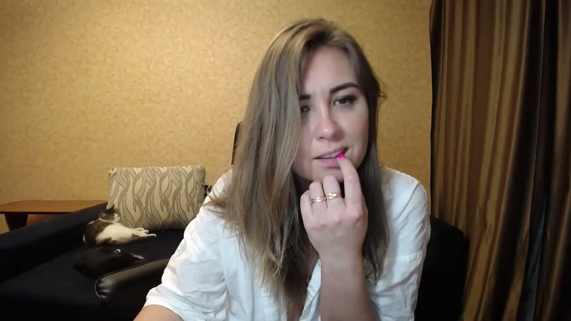 Gallery image thumbnail from Tarot__Reader's myfreecams stream on, 06/30/2023, 02:51 image 1 of 20