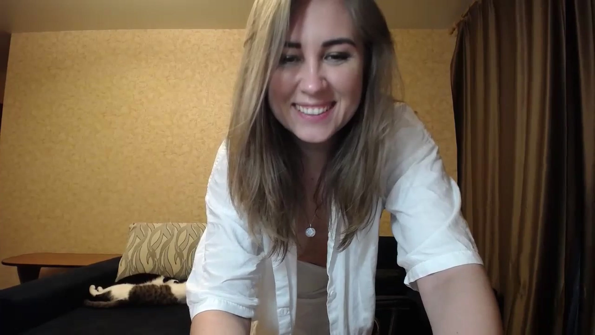 Gallery image thumbnail from Tarot__Reader's myfreecams stream on, 06/30/2023, 02:51 image 13 of 20