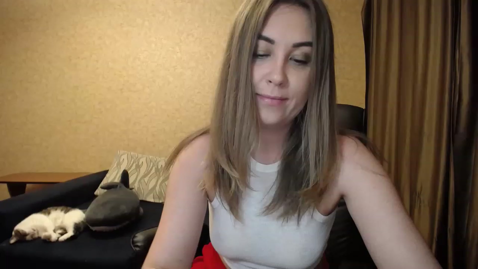 Gallery image thumbnail from Tarot__Reader's myfreecams stream on, 07/01/2023, 01:25 image 10 of 20