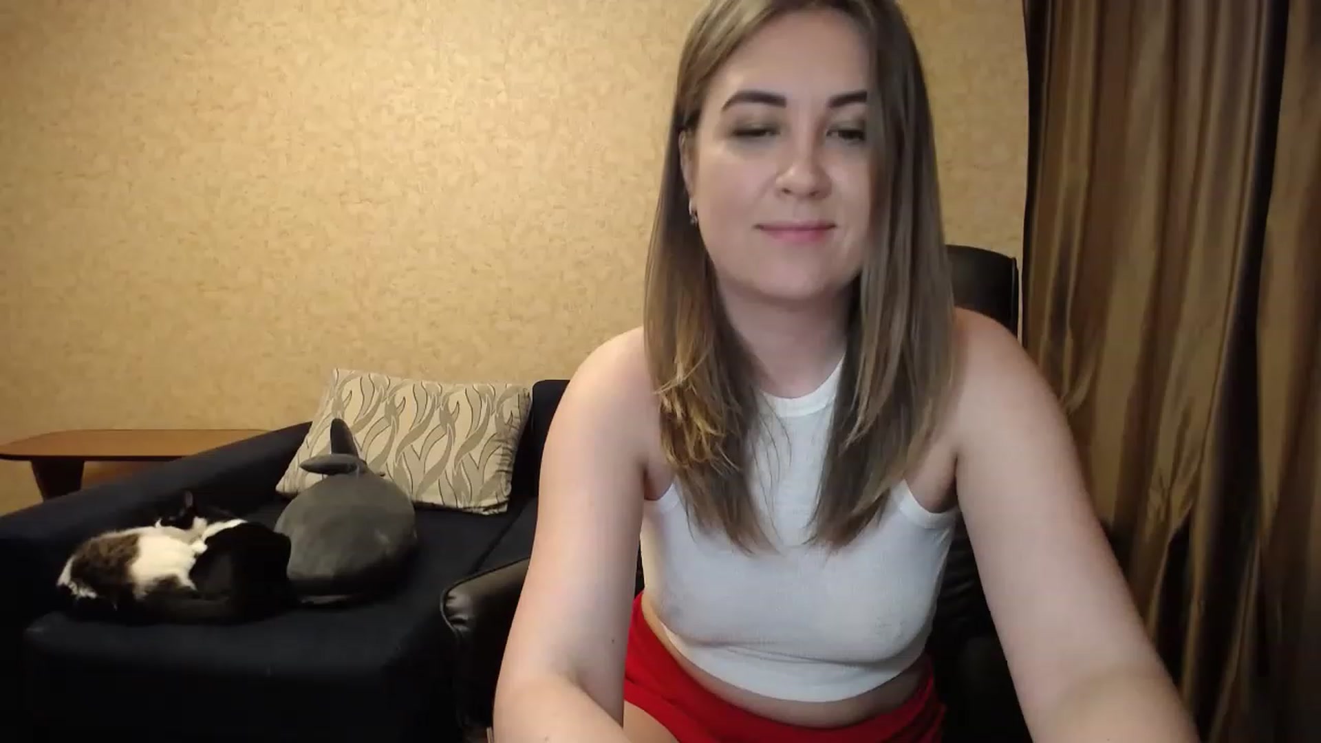 Gallery image thumbnail from Tarot__Reader's myfreecams stream on, 07/01/2023, 02:09 image 6 of 20