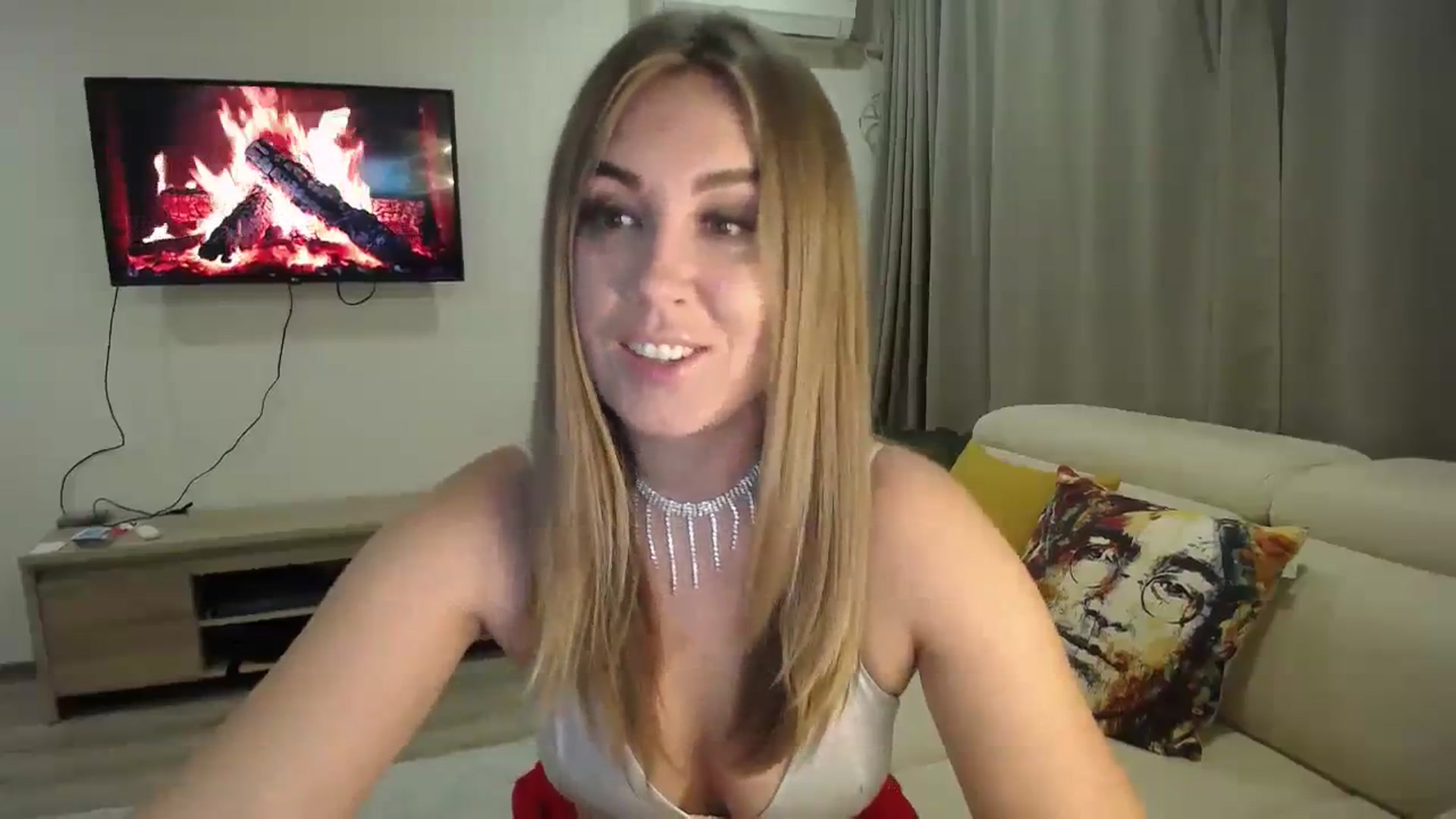 Gallery image thumbnail from Tarot__Reader's myfreecams stream on, 10/13/2023, 23:06 image 6 of 20
