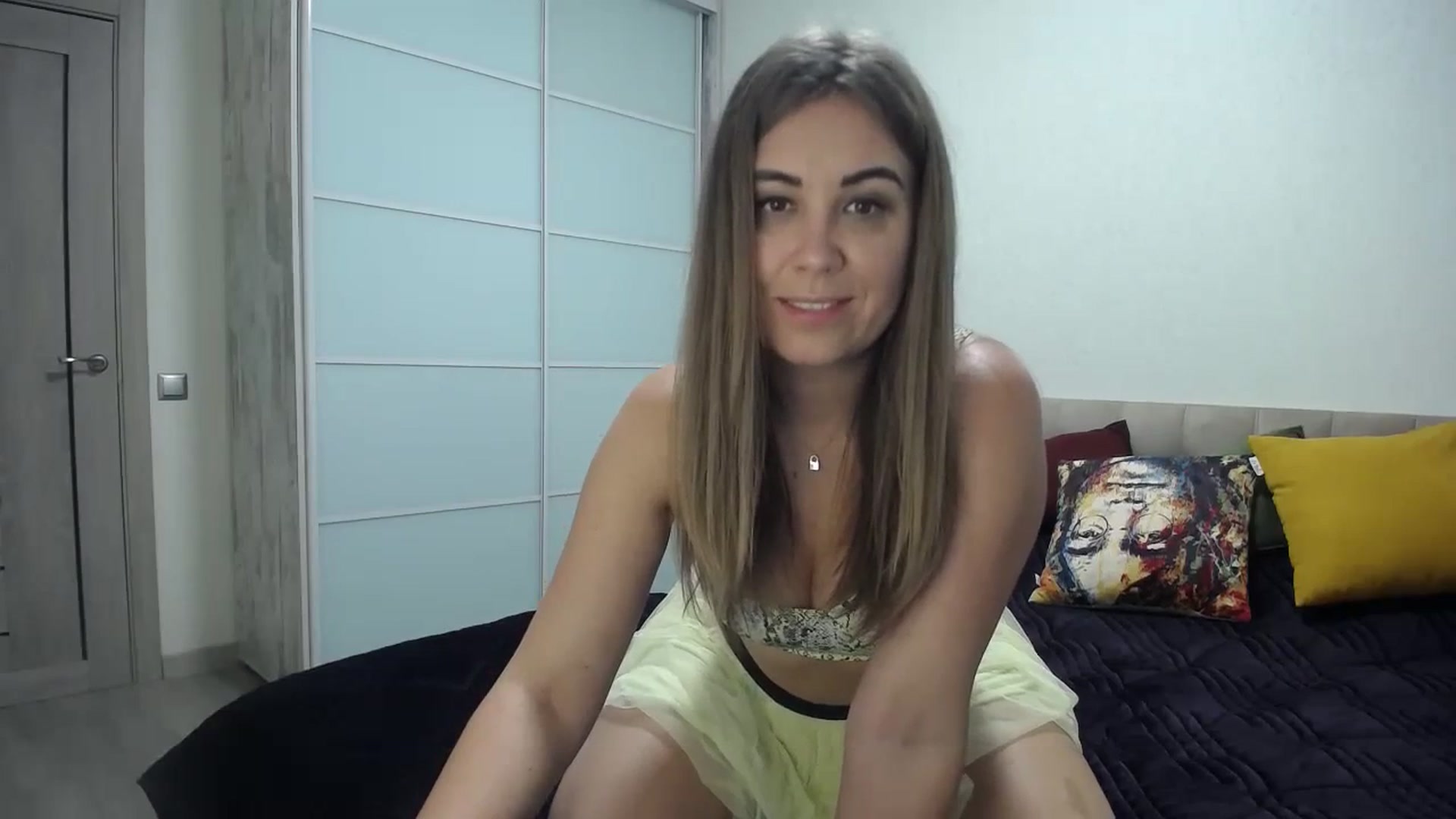 Gallery image thumbnail from Tarot__Reader's myfreecams stream on, 11/26/2023, 15:32 image 13 of 20