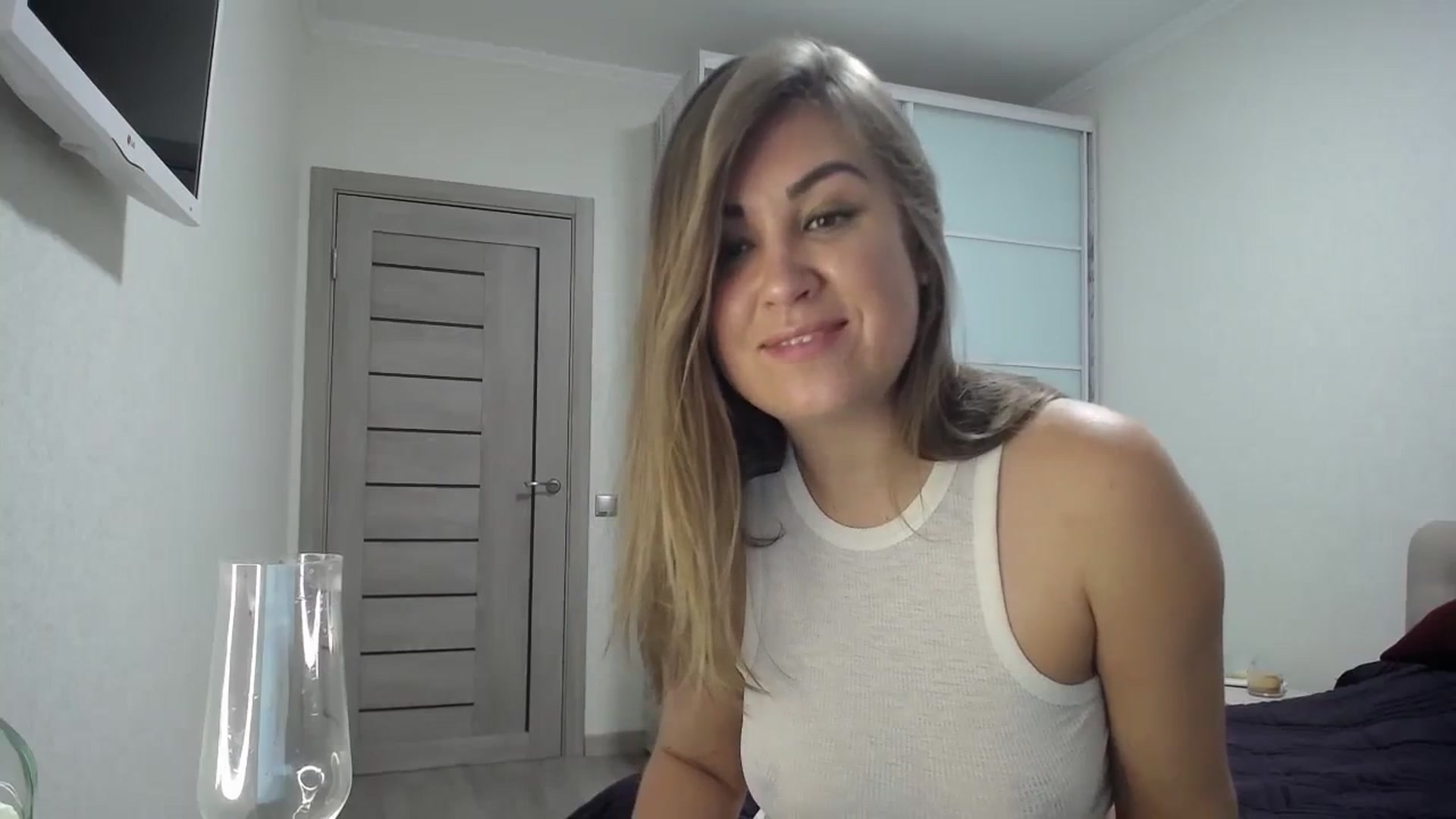 Gallery image thumbnail from Tarot__Reader's myfreecams stream on, 12/09/2023, 15:42 image 4 of 20