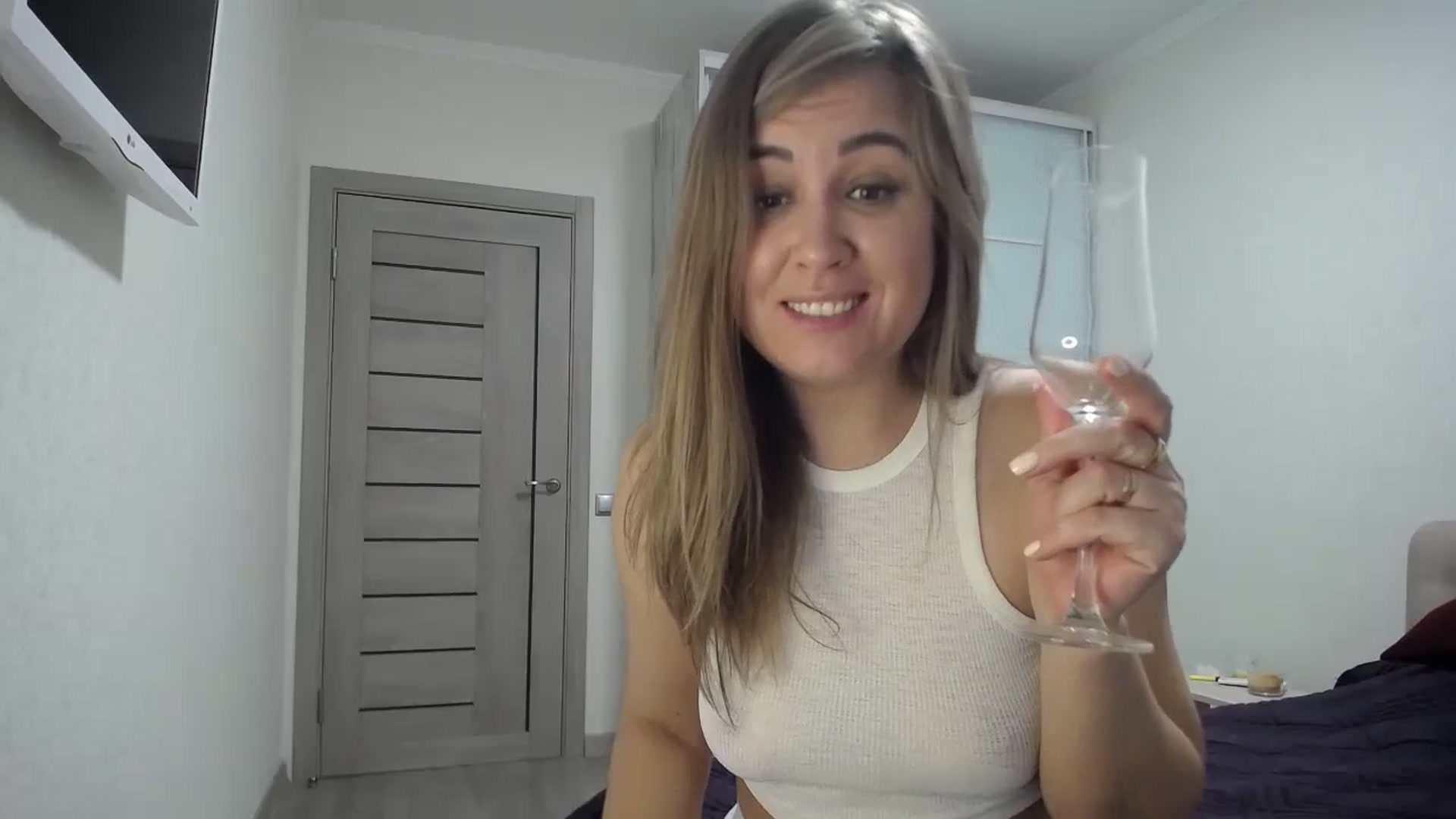 Gallery image thumbnail from Tarot__Reader's myfreecams stream on, 12/09/2023, 15:42 image 3 of 20