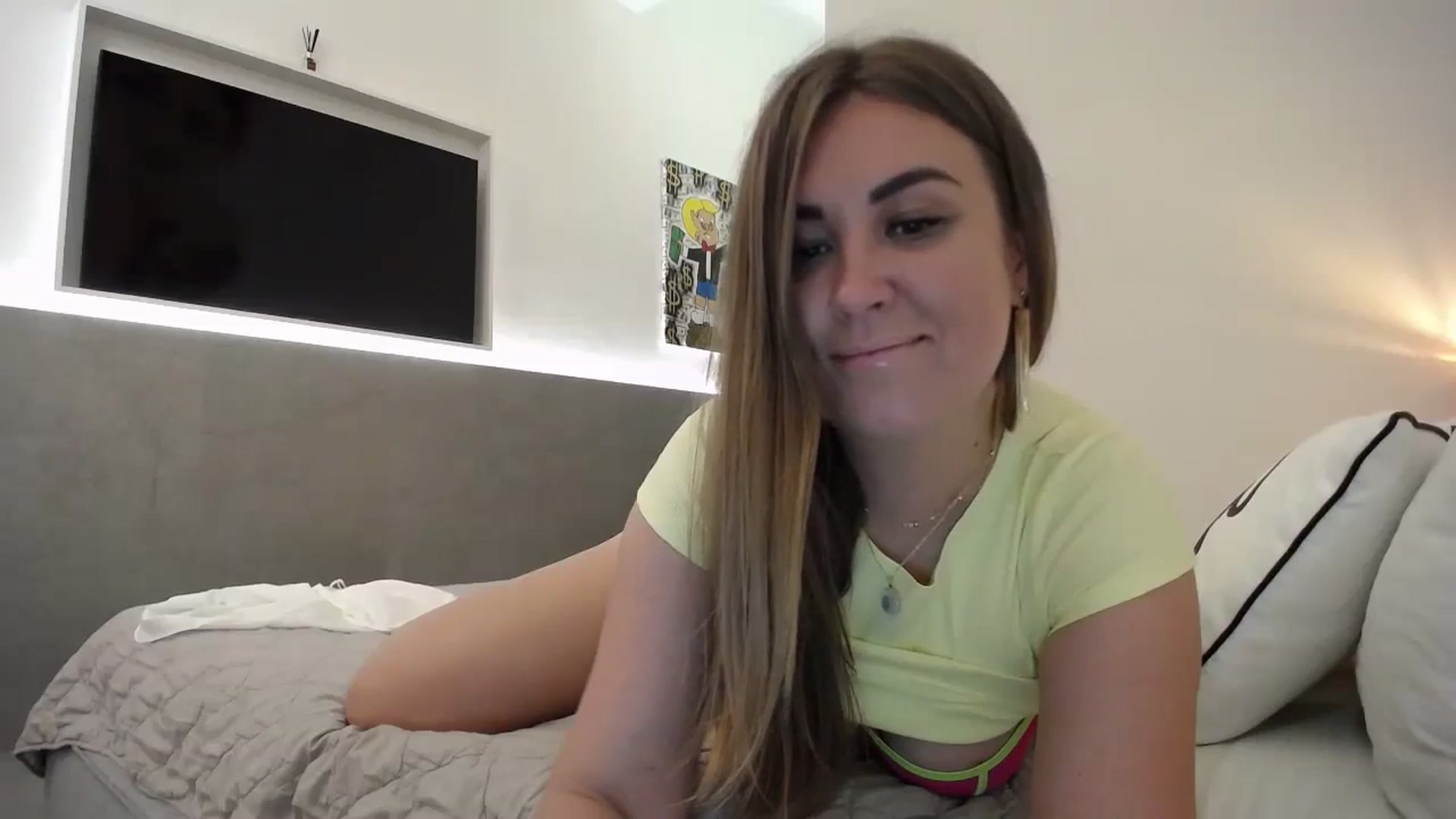 Gallery image thumbnail from Tarot__Reader's myfreecams stream on, 05/30/2024, 15:14 image 5 of 20