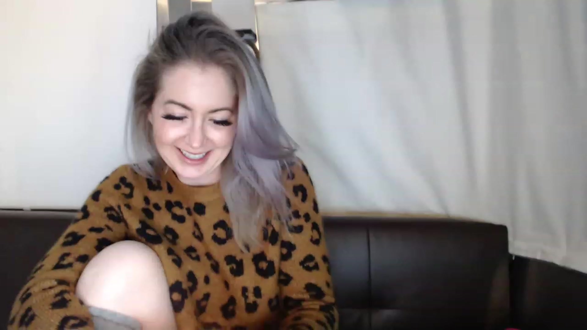 Gallery image thumbnail from Tarra_Rose's myfreecams stream on, 12/17/2022, 04:18 image 13 of 20