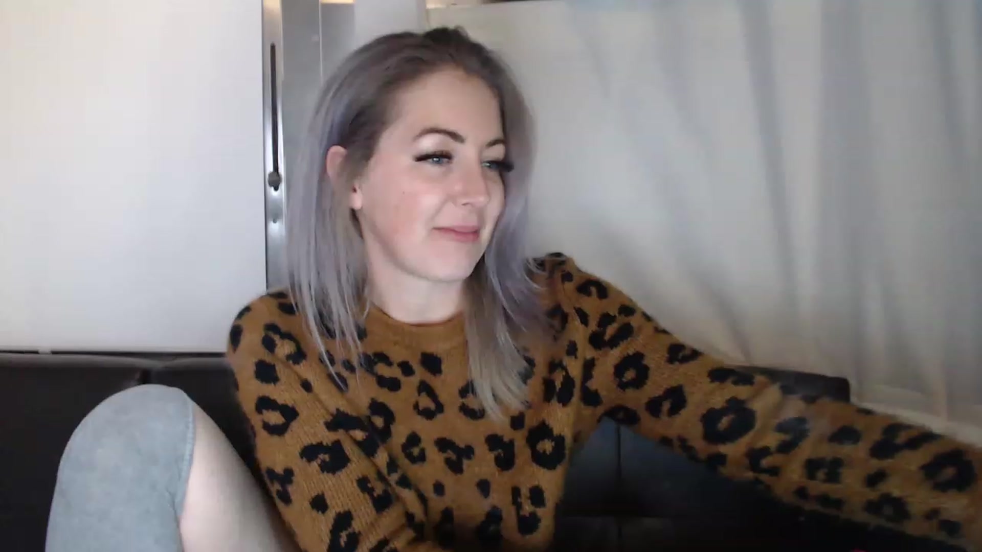 Gallery image thumbnail from Tarra_Rose's myfreecams stream on, 12/17/2022, 04:18 image 14 of 20