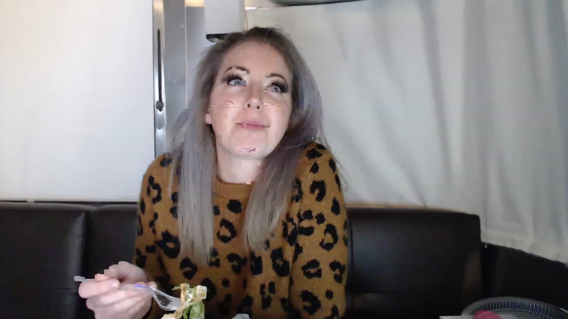 Gallery image thumbnail from Tarra_Rose's myfreecams stream on, 12/17/2022, 04:18 image 9 of 20