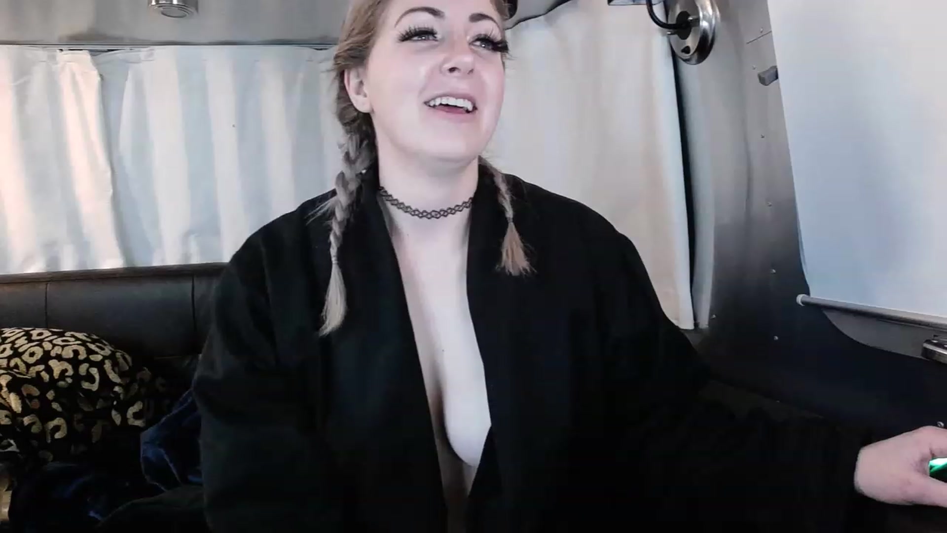 Gallery image thumbnail from Tarra_Rose's myfreecams stream on, 02/13/2023, 02:57 image 9 of 20