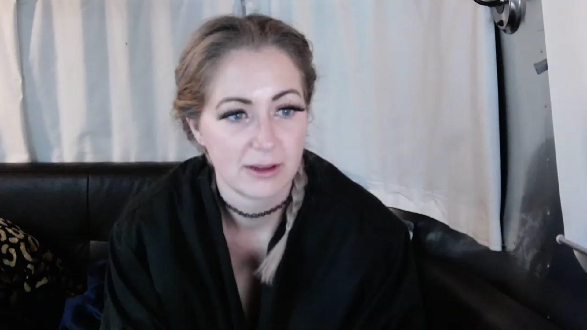 Gallery image thumbnail from Tarra_Rose's myfreecams stream on, 02/13/2023, 02:57 image 6 of 20