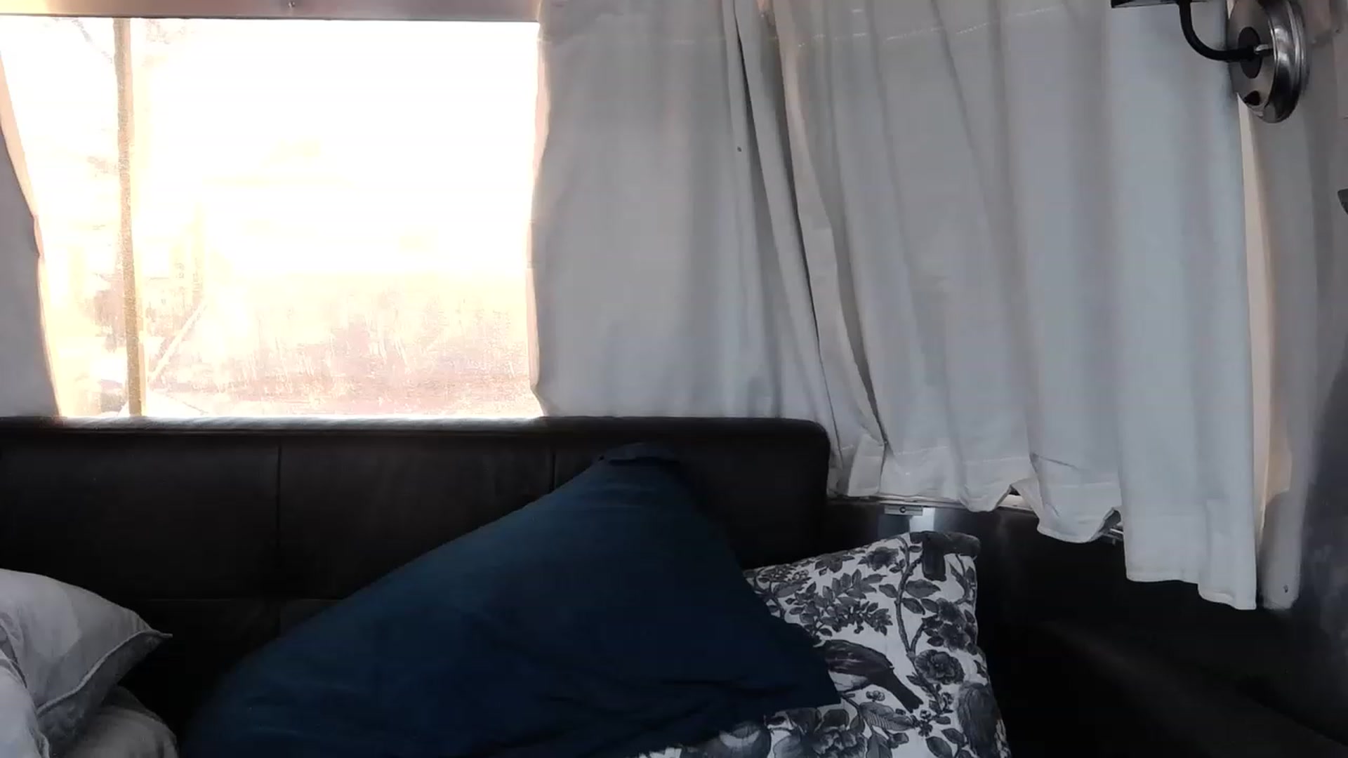 Gallery image thumbnail from Tarra_Rose's myfreecams stream on, 02/15/2023, 24:42 image 14 of 20