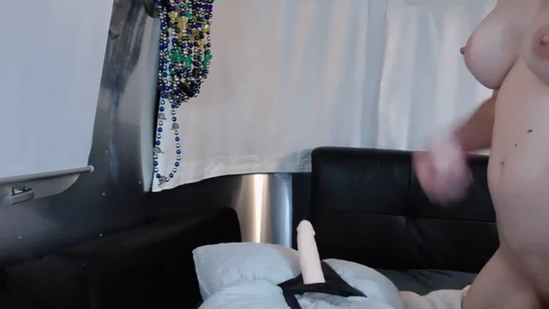 Gallery image thumbnail from Tarra_Rose's myfreecams stream on, 03/02/2023, 03:53 image 10 of 20