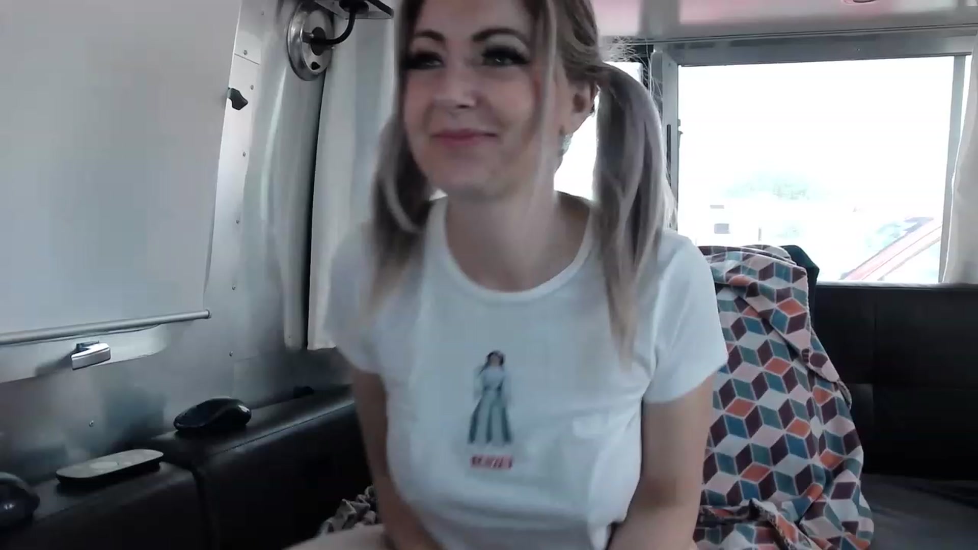 Gallery image thumbnail from Tarra_Rose's myfreecams stream on, 03/13/2023, 22:21 image 2 of 20