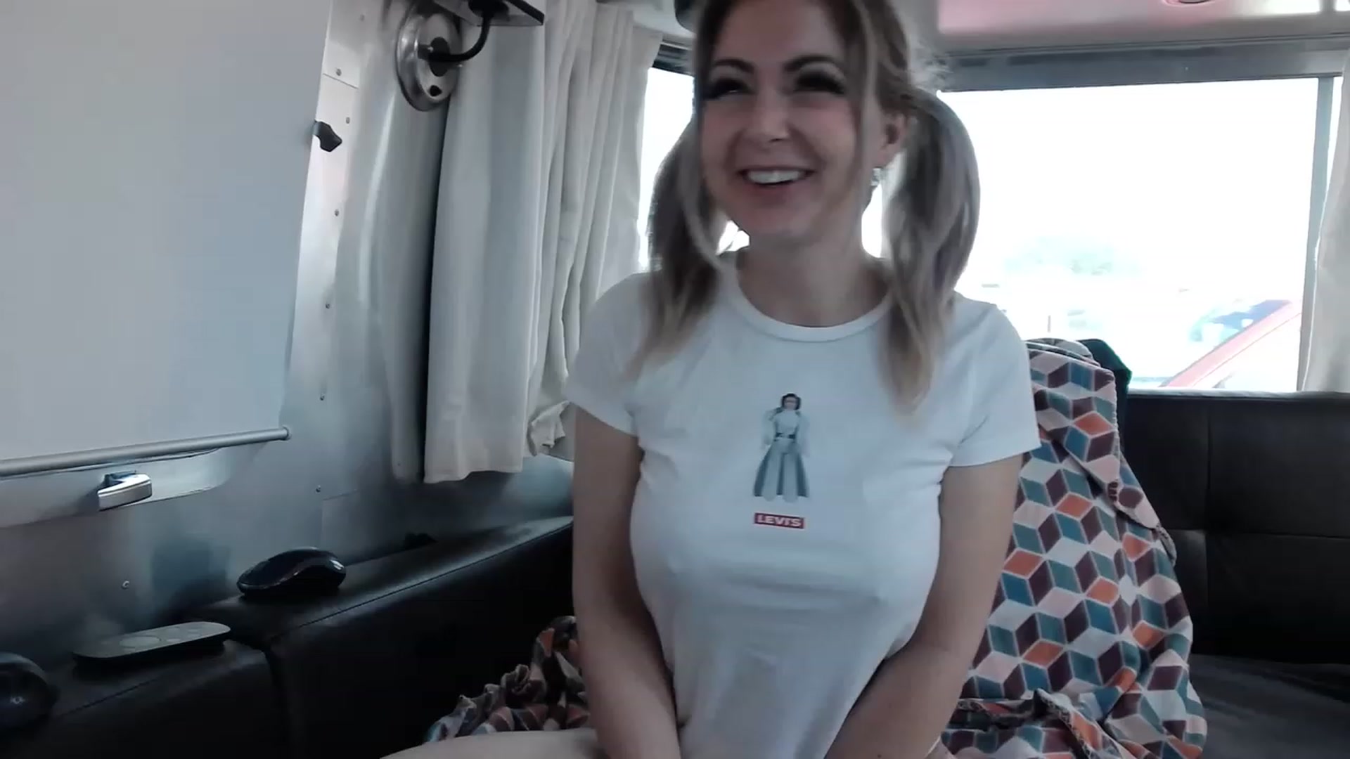 Gallery image thumbnail from Tarra_Rose's myfreecams stream on, 03/13/2023, 22:21 image 5 of 20