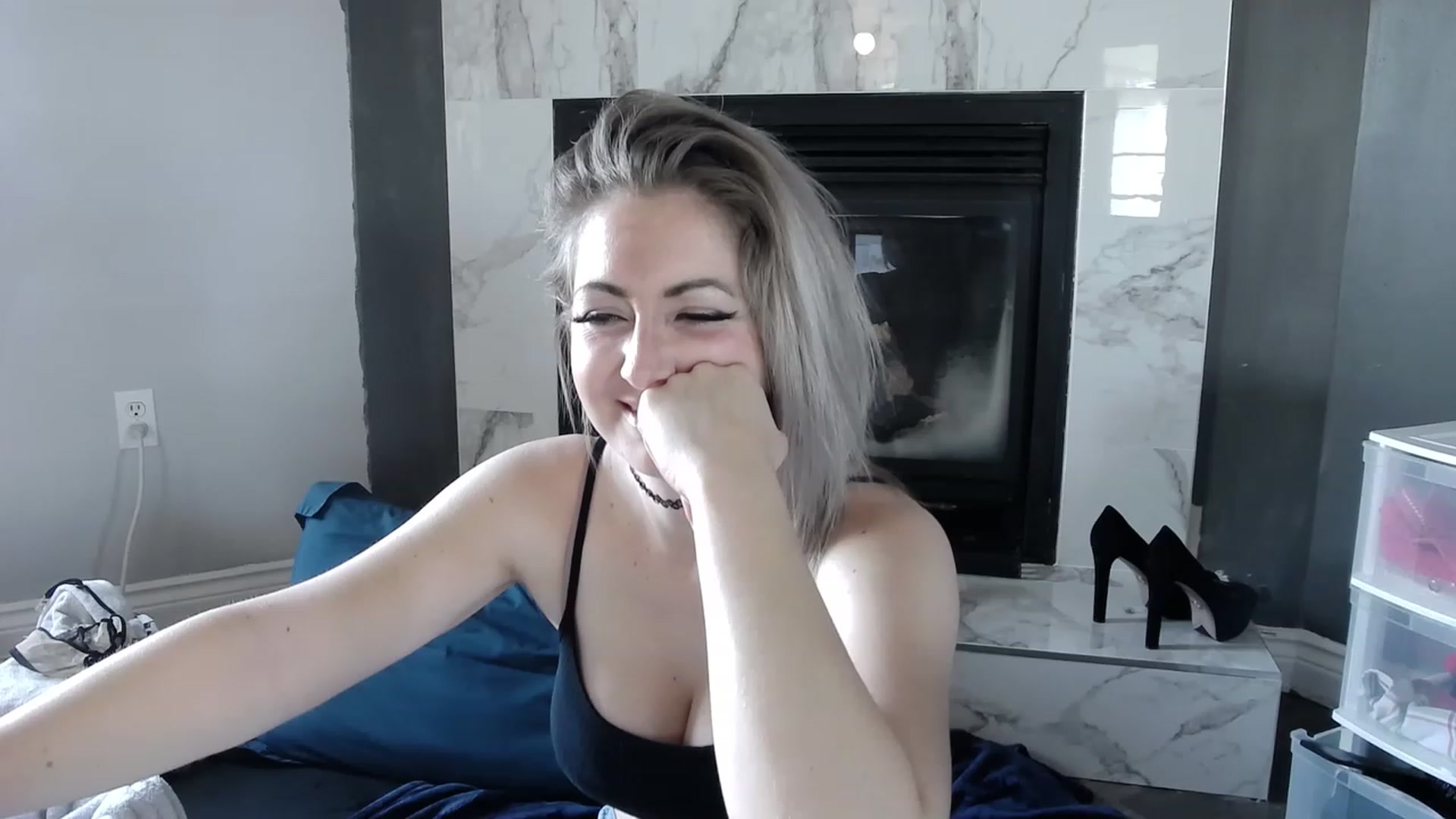 Gallery image thumbnail from Tarra_Rose's myfreecams stream on, 04/12/2023, 19:38 image 20 of 20
