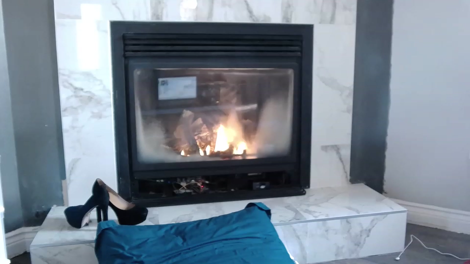 Gallery image thumbnail from Tarra_Rose's myfreecams stream on, 04/12/2023, 21:43 image 15 of 20