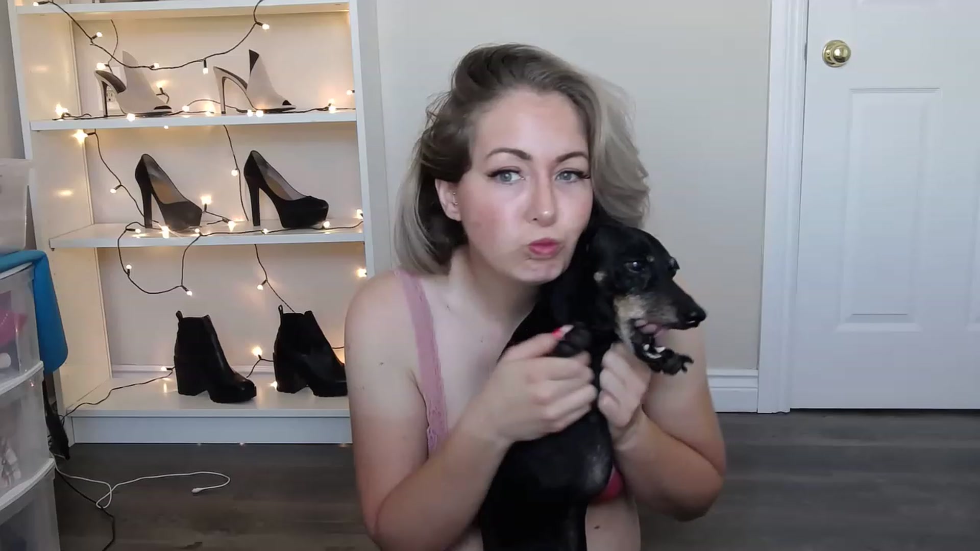 Gallery image thumbnail from Tarra_Rose's myfreecams stream on, 05/22/2023, 20:15 image 10 of 20