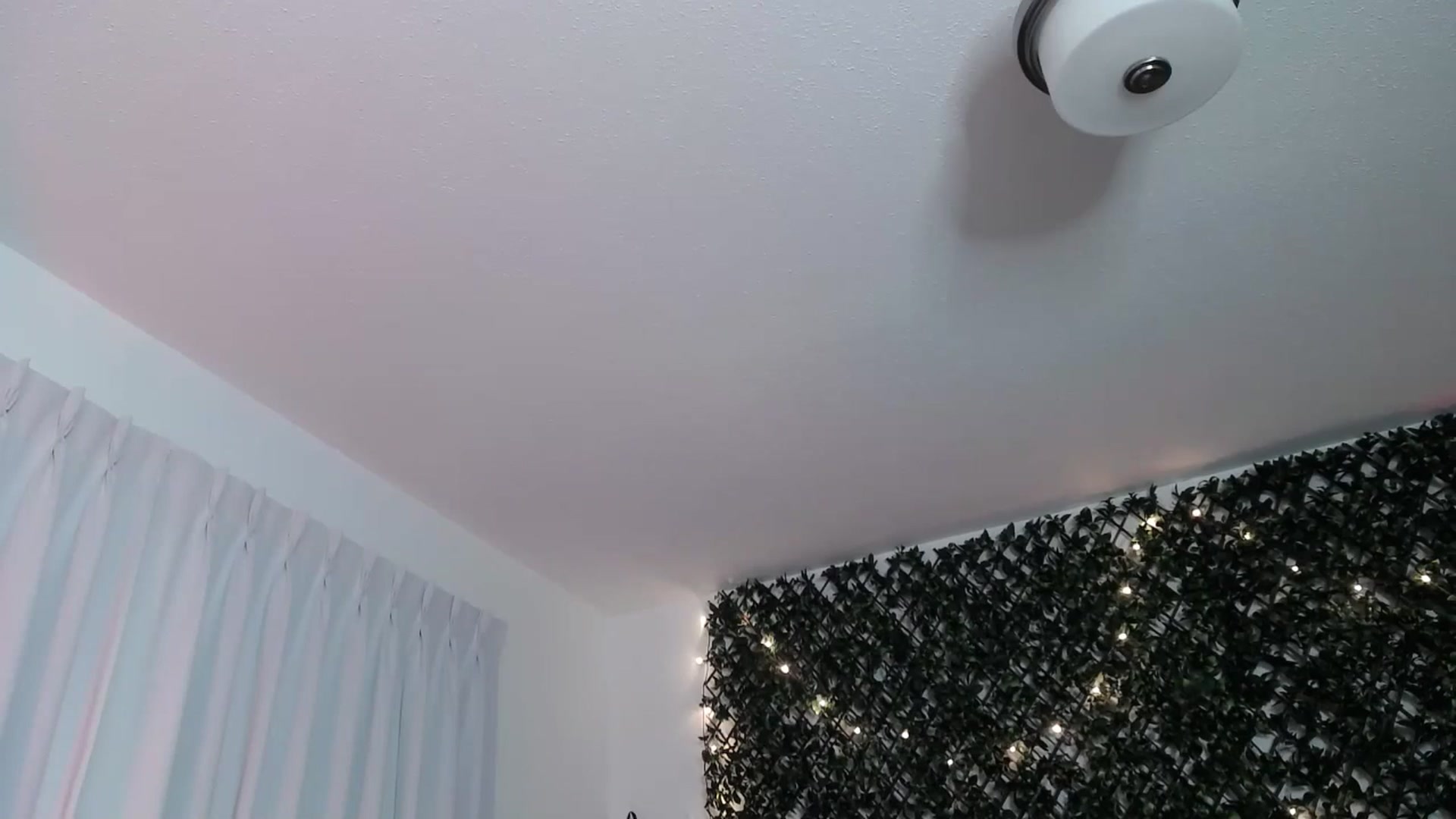 Gallery image thumbnail from Tarra_Rose's myfreecams stream on, 04/20/2025, 02:32 image 20 of 20