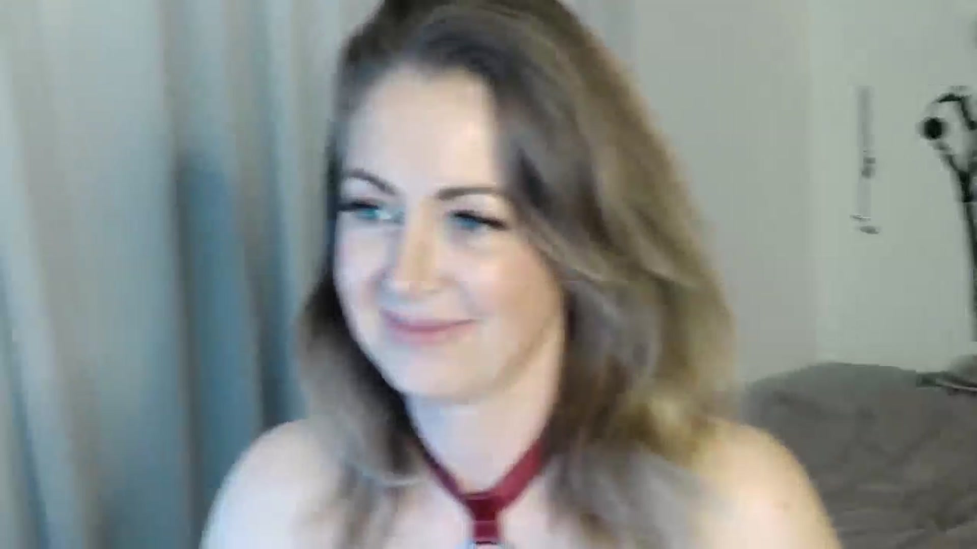 Gallery image thumbnail from Tarra_Rose's myfreecams stream on, 04/21/2025, 23:18 image 16 of 20