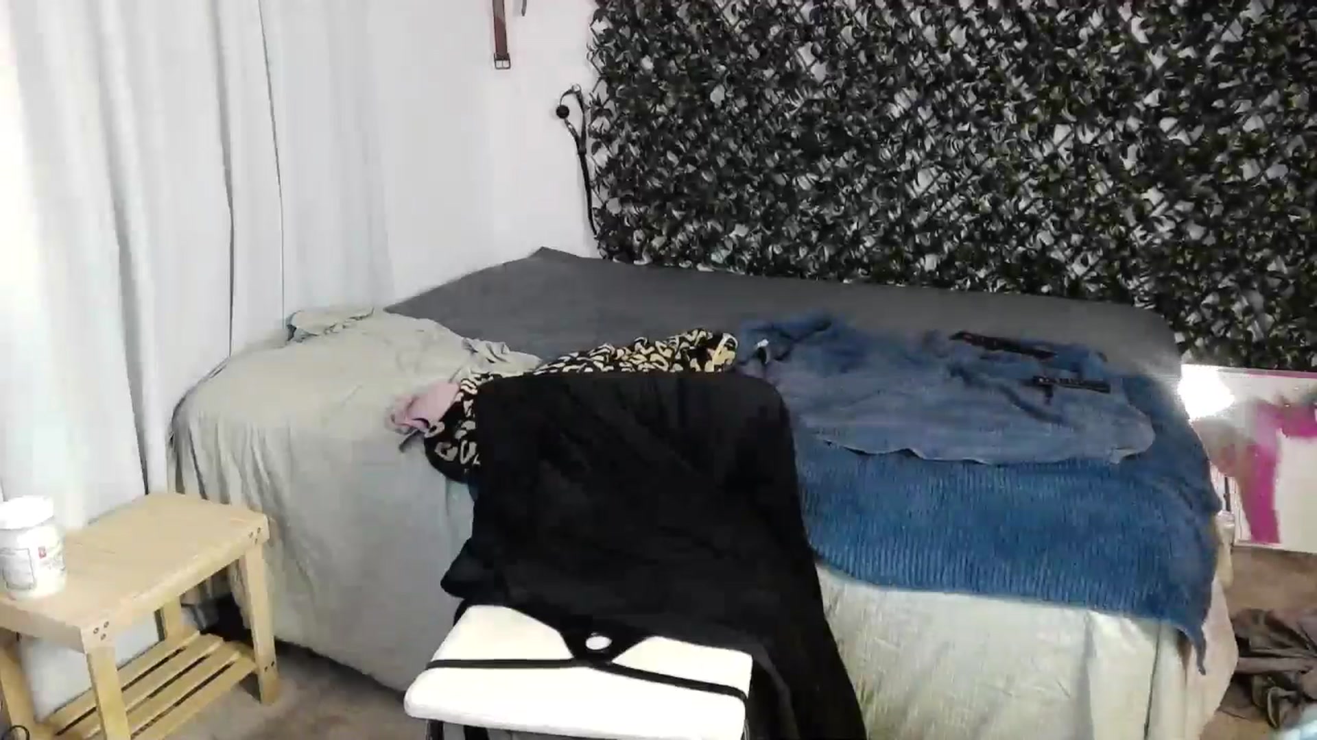 Gallery image thumbnail from Tarra_Rose's myfreecams stream on, 04/26/2025, 08:29 image 7 of 20