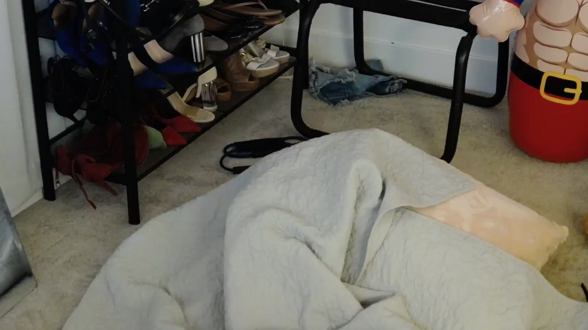 Gallery image thumbnail from Tarra_Rose's myfreecams stream on, 05/26/2025, 01:58 image 10 of 20