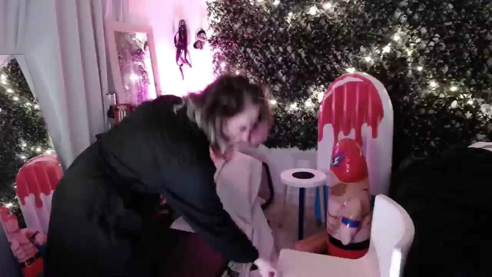 Gallery image thumbnail from Tarra_Rose's myfreecams stream on, 06/02/2025, 02:46 image 18 of 20