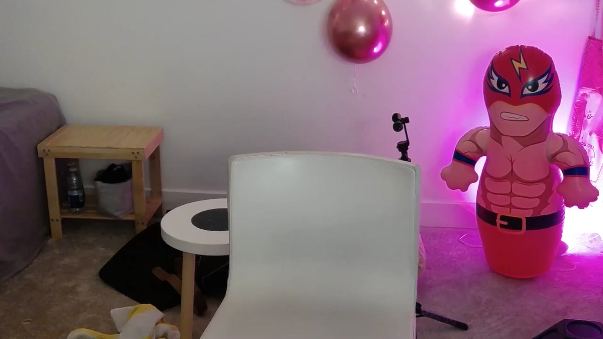 Gallery image thumbnail from Tarra_Rose's myfreecams stream on, 06/17/2025, 02:18 image 5 of 20