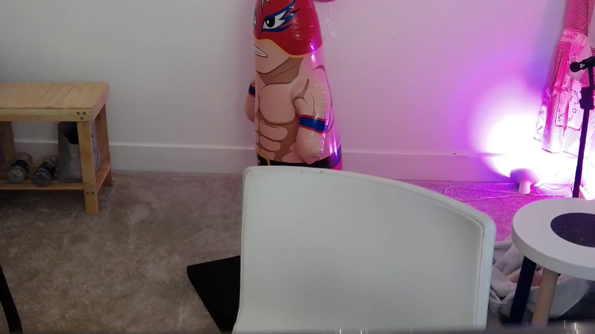 Gallery image thumbnail from Tarra_Rose's myfreecams stream on, 06/25/2025, 20:36 image 19 of 20