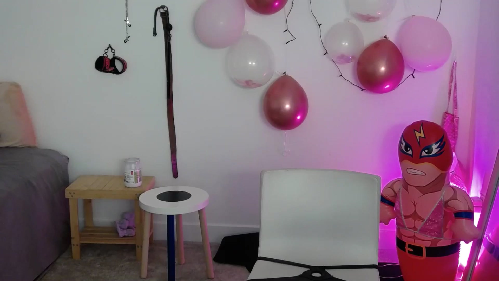 Gallery image thumbnail from Tarra_Rose's myfreecams stream on, 06/28/2025, 20:28 image 18 of 20