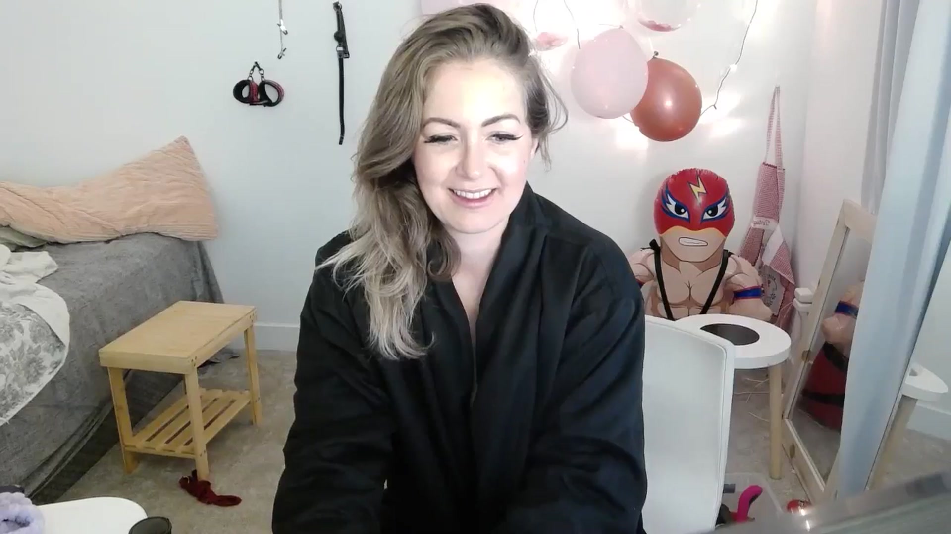 Gallery image thumbnail from Tarra_Rose's myfreecams stream on, 07/06/2025, 24:52 image 6 of 20