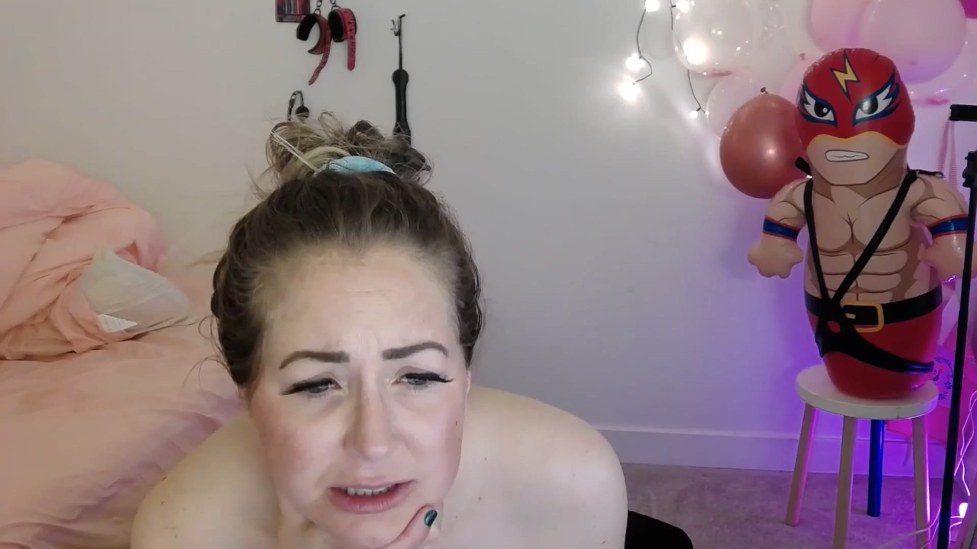 Gallery image thumbnail from Tarra_Rose's myfreecams stream on, 07/17/2025, 04:46 image 20 of 20