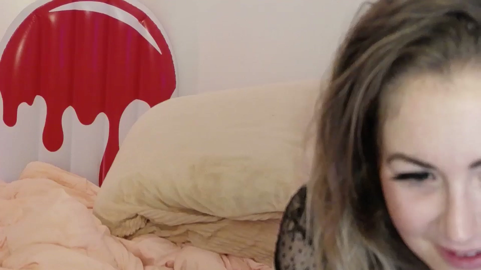 Gallery image thumbnail from Tarra_Rose's myfreecams stream on, 07/17/2025, 04:46 image 14 of 20