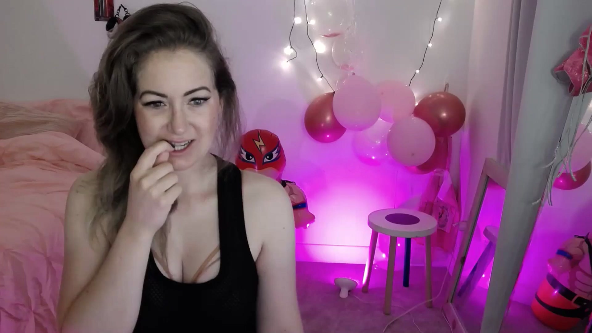Gallery image thumbnail from Tarra_Rose's myfreecams stream on, 07/22/2025, 19:37 image 10 of 20