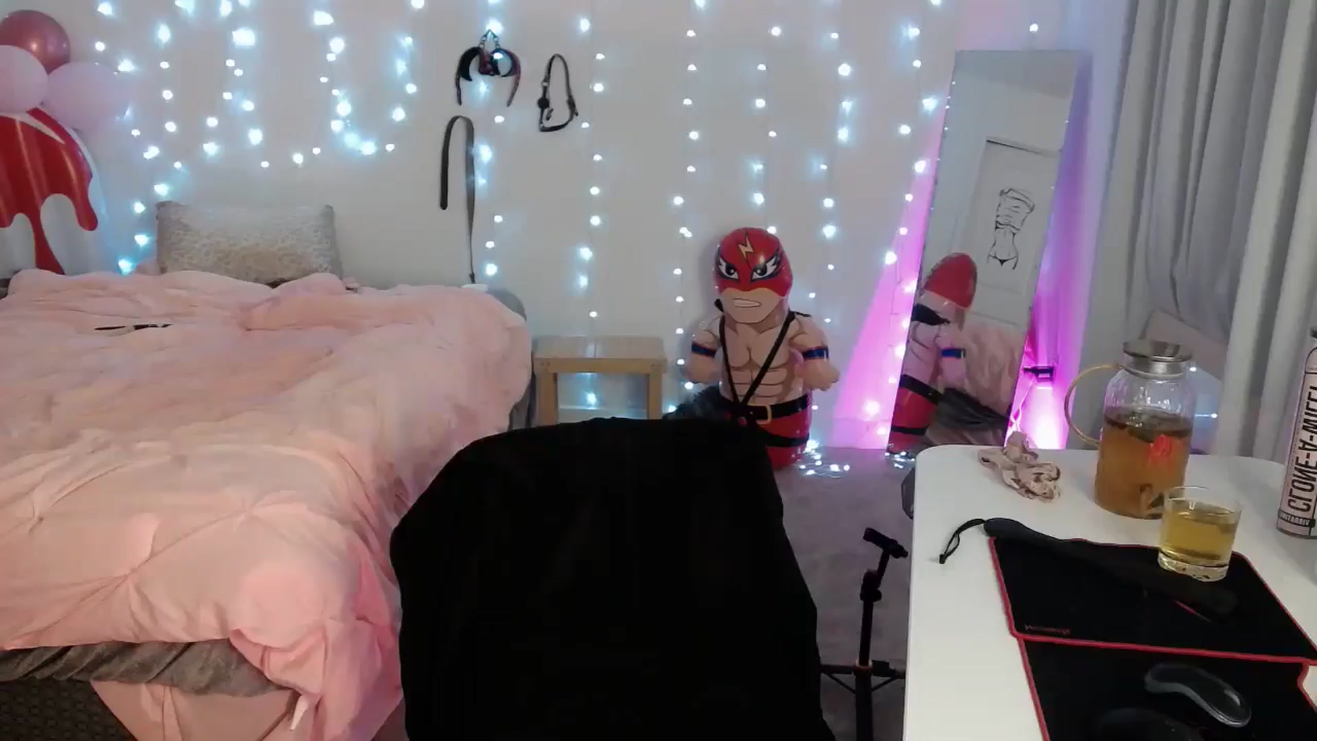 Gallery image thumbnail from Tarra_Rose's myfreecams stream on, 08/15/2025, 03:27 image 15 of 20